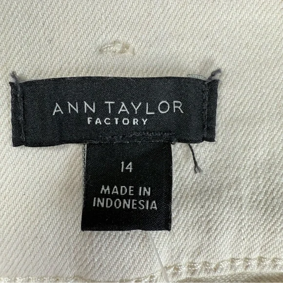 Ann Taylor Cream Cotton Blend Jean Skirt Women’s Size 14 - Picture 5 of 9